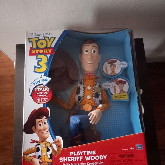 Disney Pixar Toy Story 3 Plaitime Sheriff Woody New In Box - Picture 9 of 11